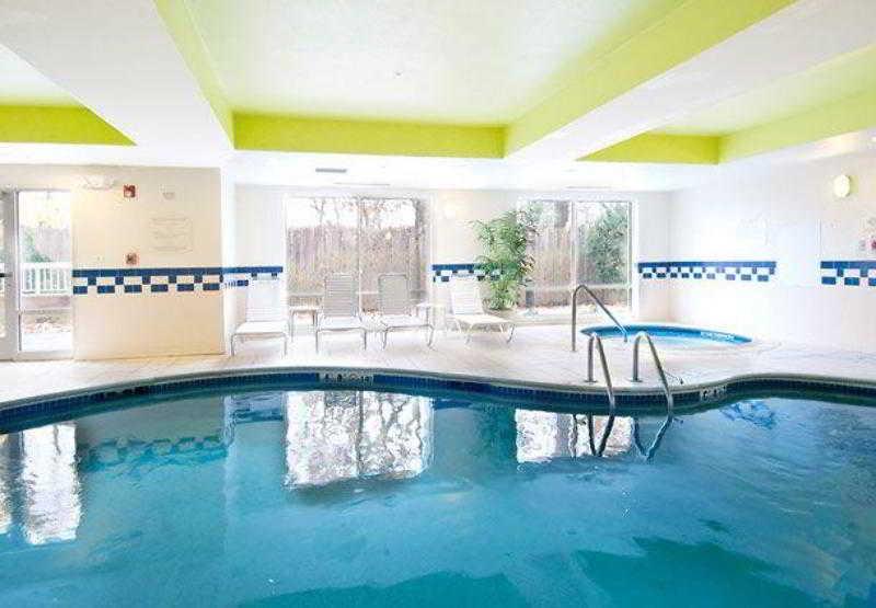 Fairfield Inn & Suites Worcester Auburn Bagian luar foto