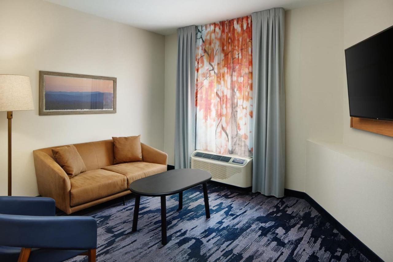 Fairfield Inn & Suites Worcester Auburn Bagian luar foto