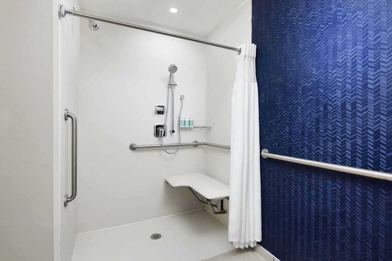 Fairfield Inn & Suites Worcester Auburn Bagian luar foto