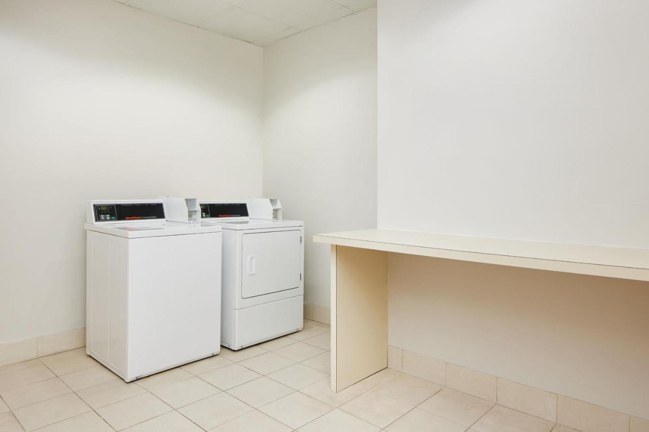 Fairfield Inn & Suites Worcester Auburn Bagian luar foto